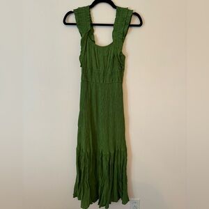 Green maxi dress